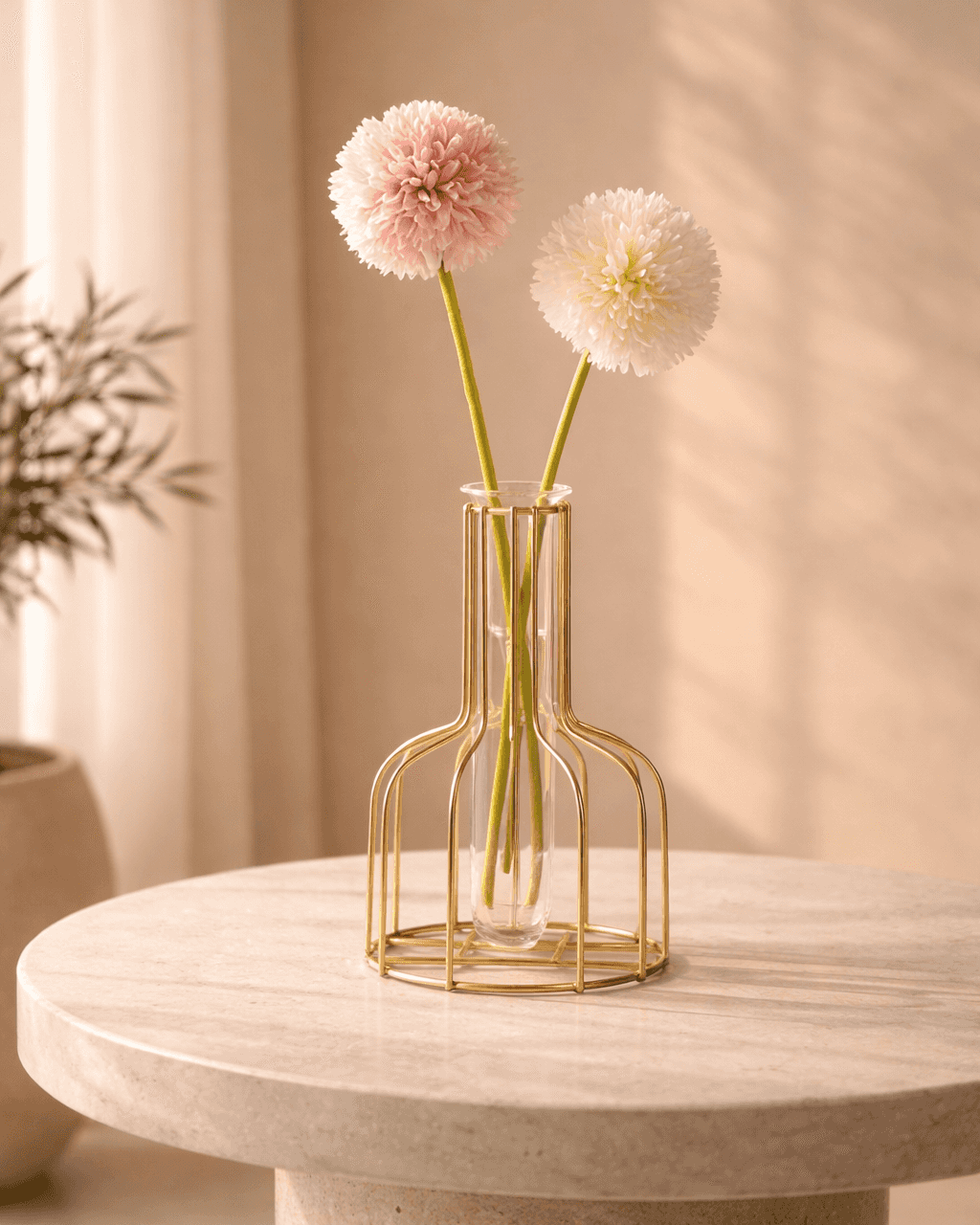 Luxury Test Tube Vase – Gold Metal Frame