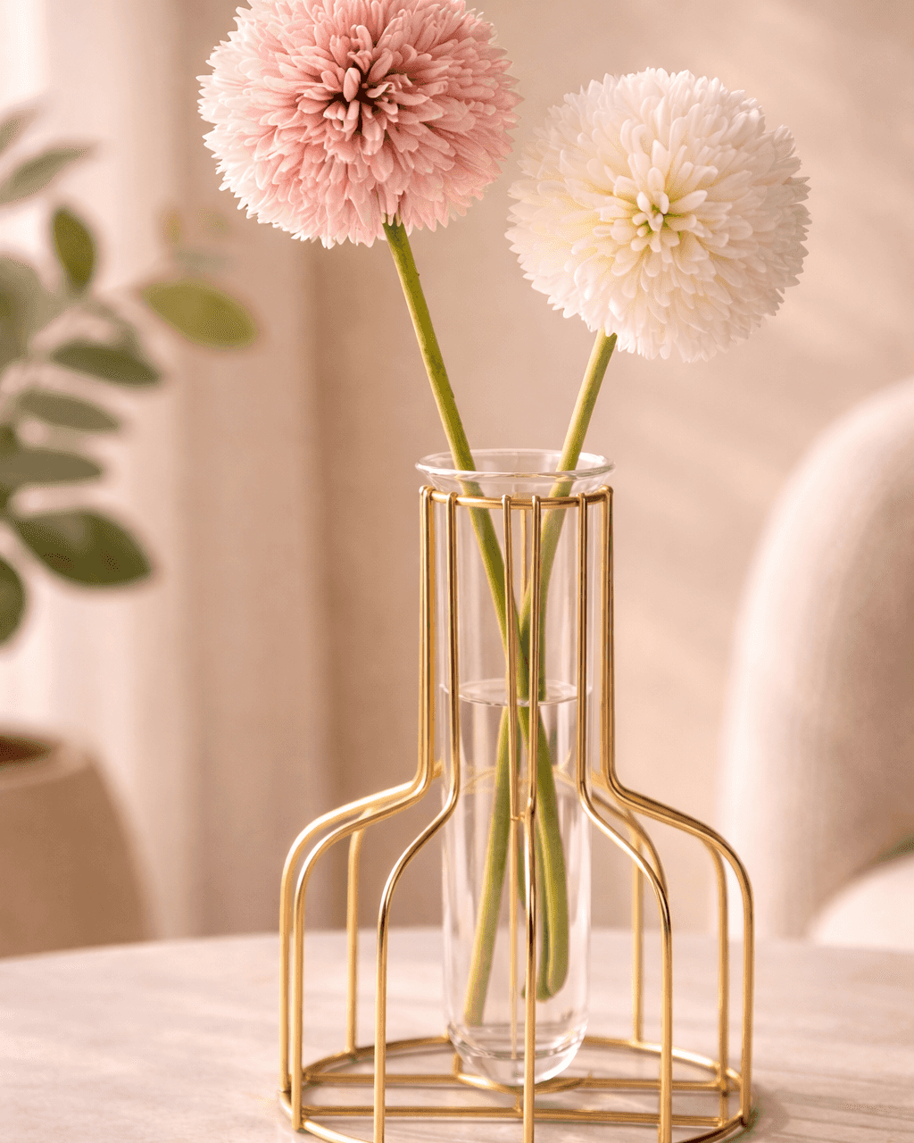 Luxury Test Tube Vase – Gold Metal Frame